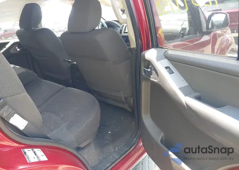 2010 Nissan Pathfinder S z USA, uszkodzony, nr VIN 5N1AR1NB0AC608834